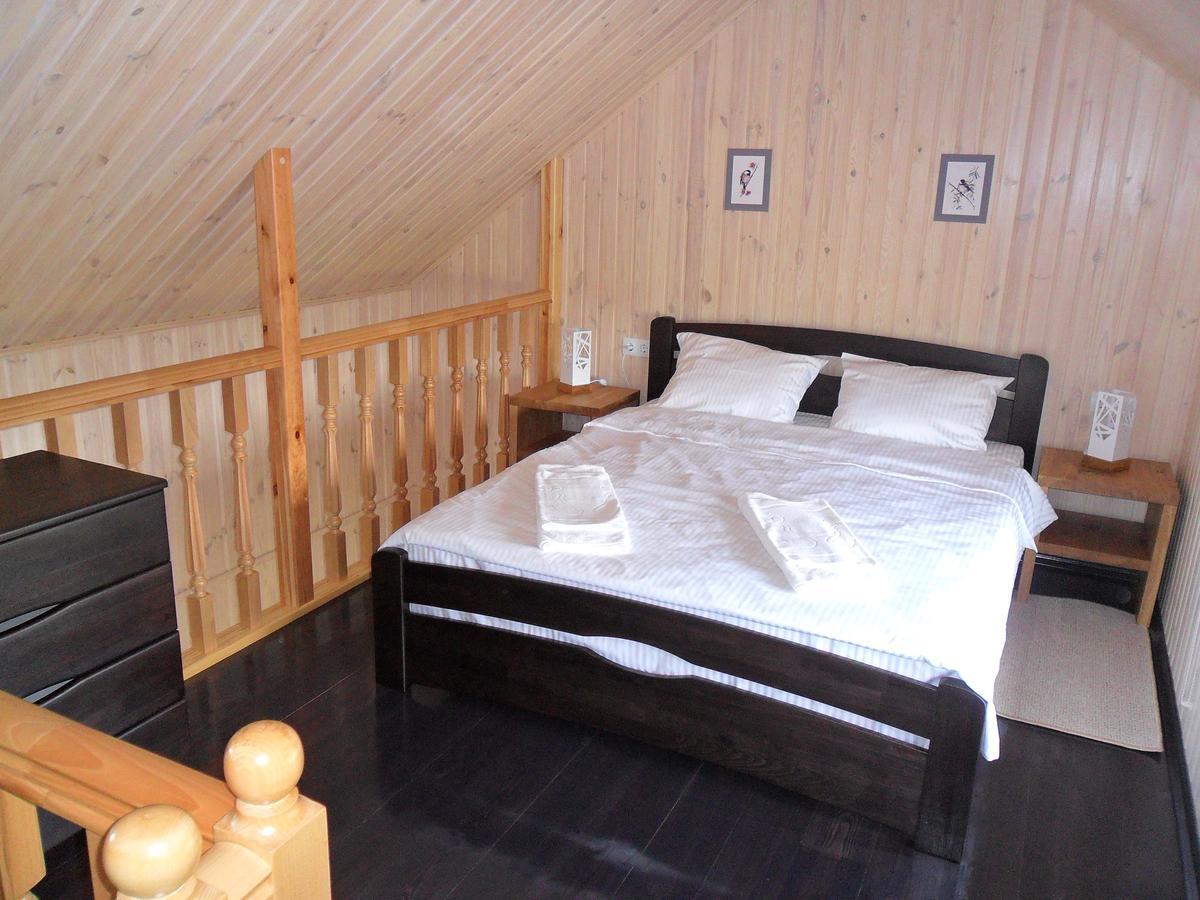 Ostrivky Hotell Svitjaz Exteriör bild